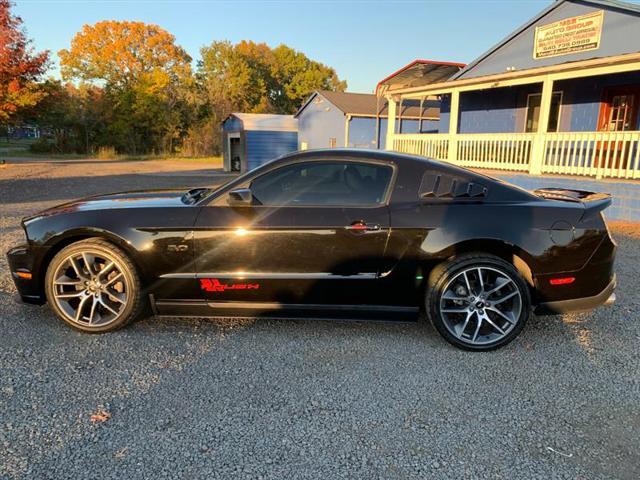 used 2011 Ford Mustang car