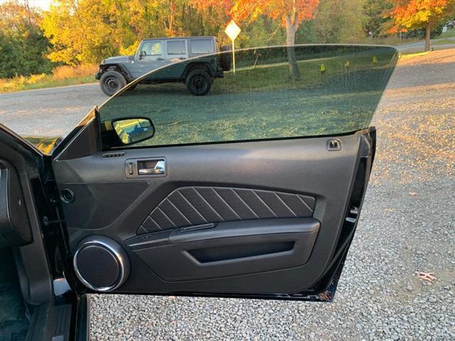 used 2011 Ford Mustang car