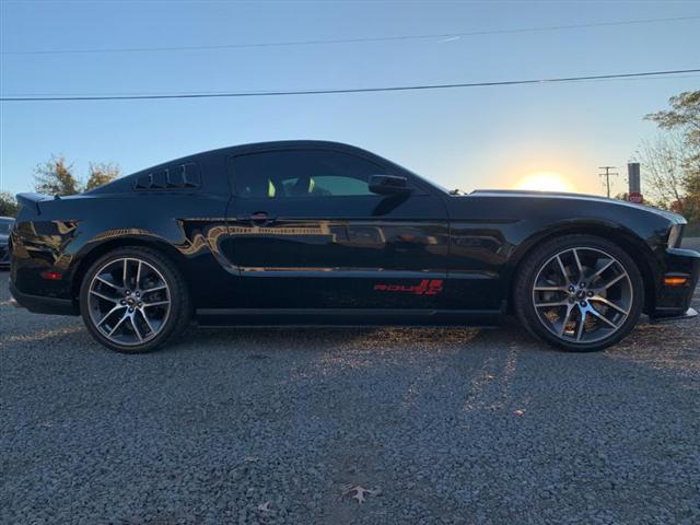 used 2011 Ford Mustang car