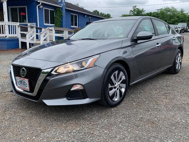 used 2019 Nissan Altima car, priced at $11,995