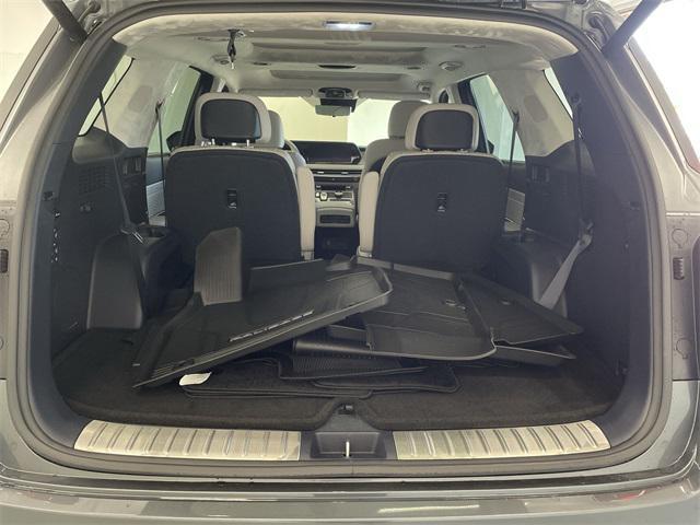 used 2024 Hyundai Palisade car, priced at $47,176