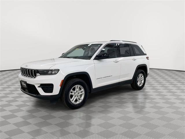used 2024 Jeep Grand Cherokee car, priced at $31,137