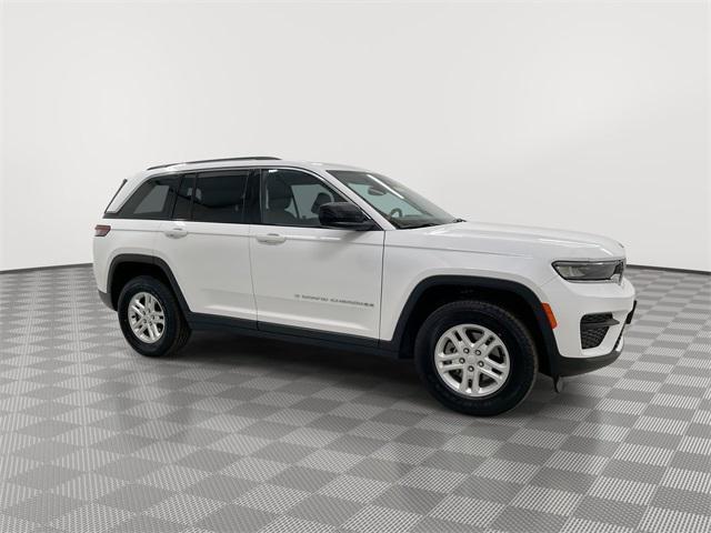 used 2024 Jeep Grand Cherokee car, priced at $31,137