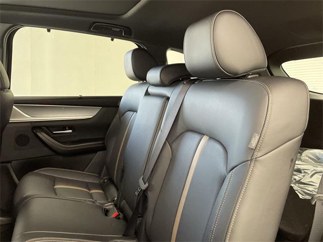 new 2025 Mazda CX-70 PHEV car, priced at $56,937