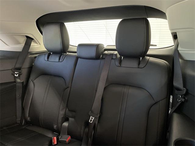 new 2025 Mazda CX-90 car, priced at $43,095