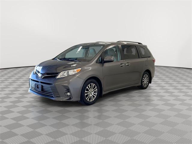 used 2020 Toyota Sienna car, priced at $26,750