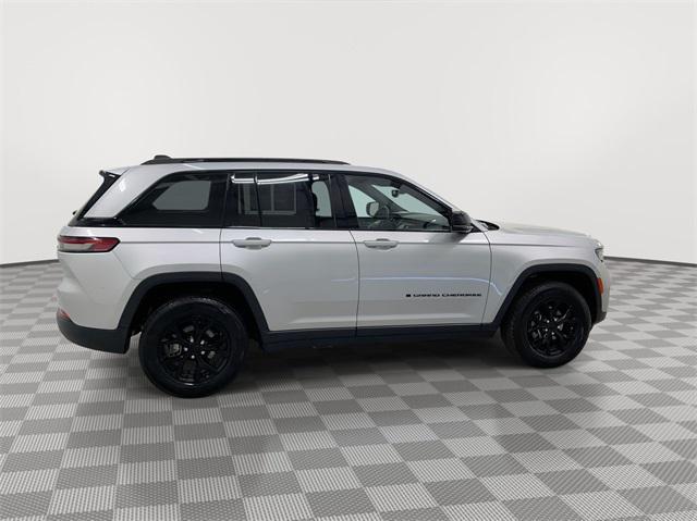 used 2024 Jeep Grand Cherokee car, priced at $37,044
