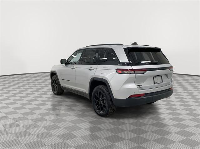 used 2024 Jeep Grand Cherokee car, priced at $37,044