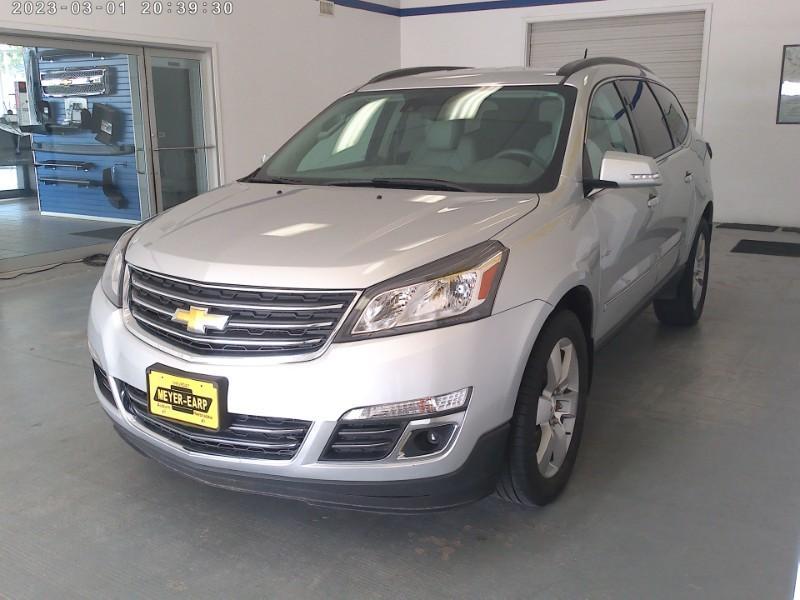 used 2015 Chevrolet Traverse car, priced at $15,495