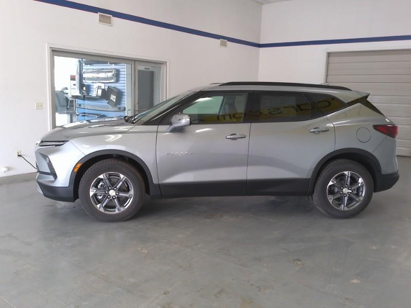 new 2025 Chevrolet Blazer car, priced at $44,295