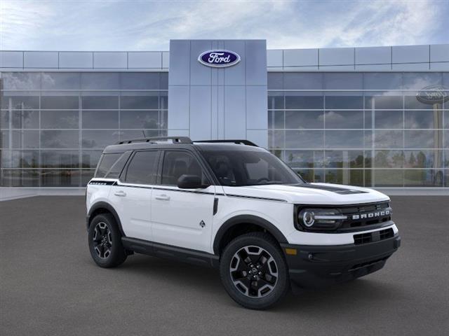 new 2024 Ford Bronco Sport car, priced at $37,662