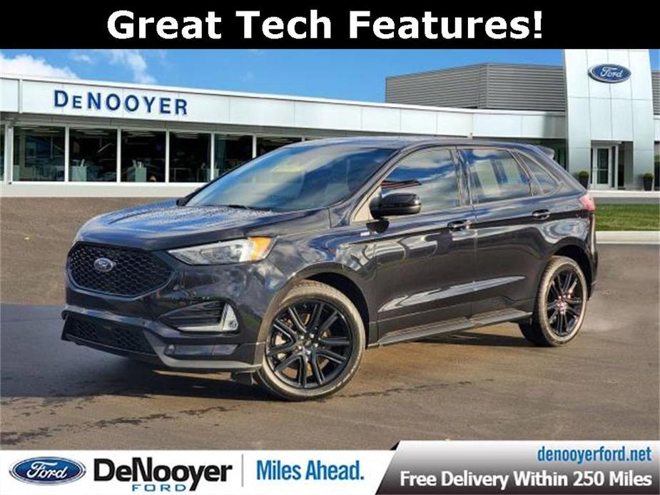 used 2022 Ford Edge car, priced at $26,303