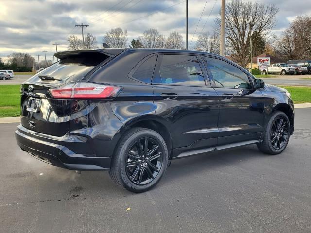 used 2022 Ford Edge car, priced at $26,303