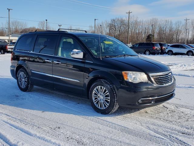 used 2014 Chrysler Town & Country car, priced at $8,901