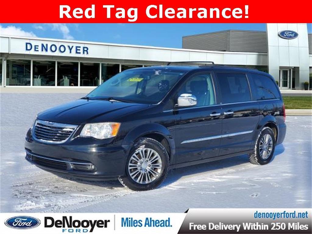 used 2014 Chrysler Town & Country car, priced at $9,100