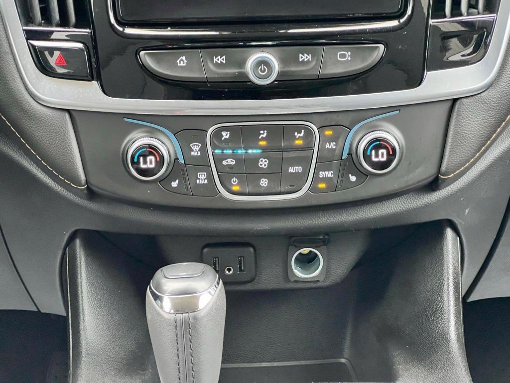 used 2019 Chevrolet Traverse car, priced at $22,392