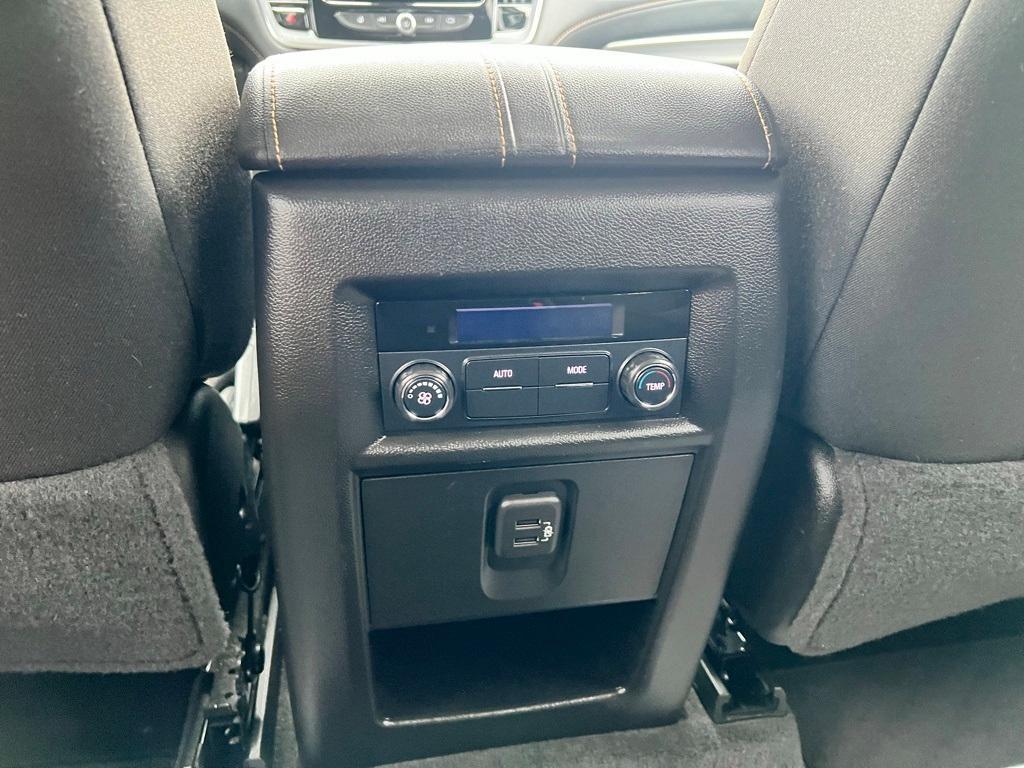 used 2019 Chevrolet Traverse car, priced at $22,392