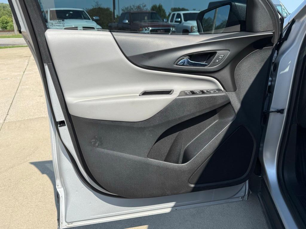 used 2020 Chevrolet Equinox car, priced at $18,999