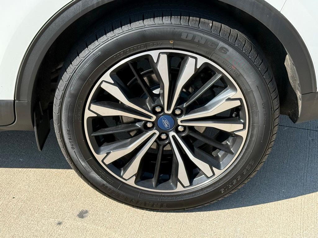 used 2022 Ford Escape car, priced at $18,249