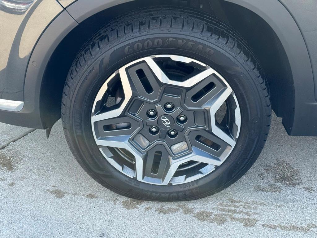 used 2023 Hyundai Santa Fe car, priced at $26,981