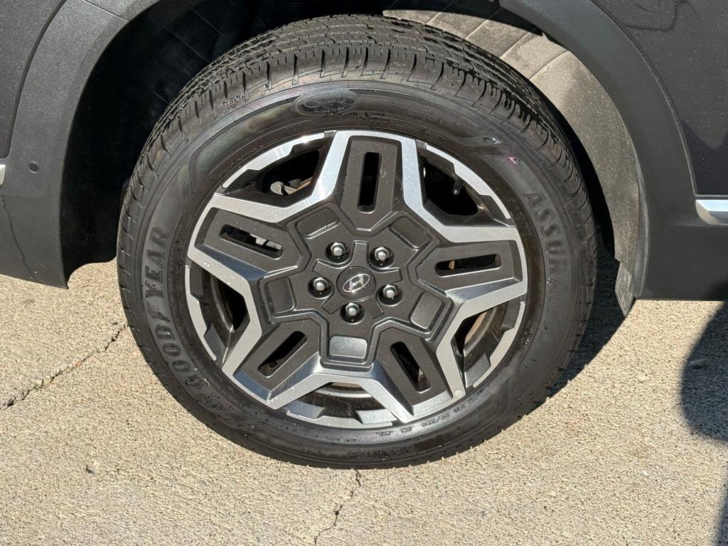 used 2023 Hyundai Santa Fe car, priced at $26,981