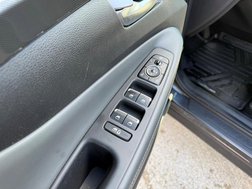 used 2023 Hyundai Santa Fe car, priced at $26,981