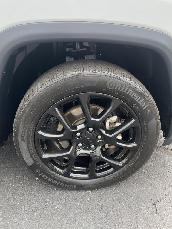 used 2022 Jeep Compass car, priced at $23,520