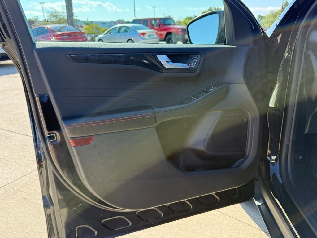 used 2023 Ford Escape car, priced at $24,854