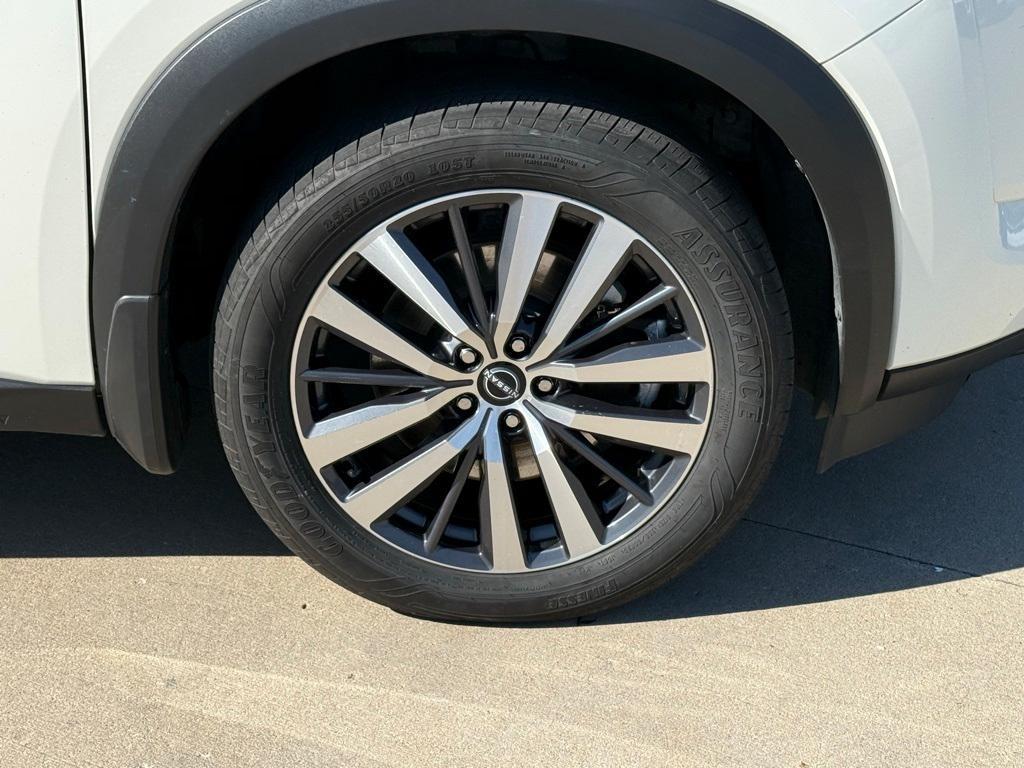 used 2022 Nissan Pathfinder car, priced at $28,137