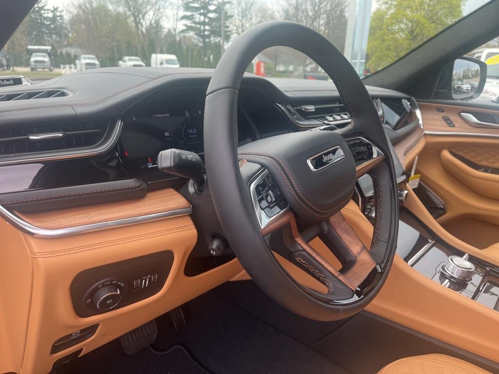 new 2025 Jeep Grand Cherokee L car, priced at $69,150