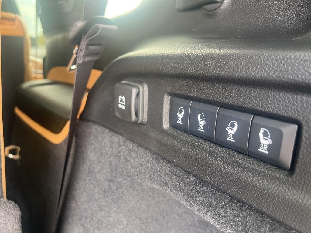 new 2025 Jeep Grand Cherokee L car, priced at $69,150