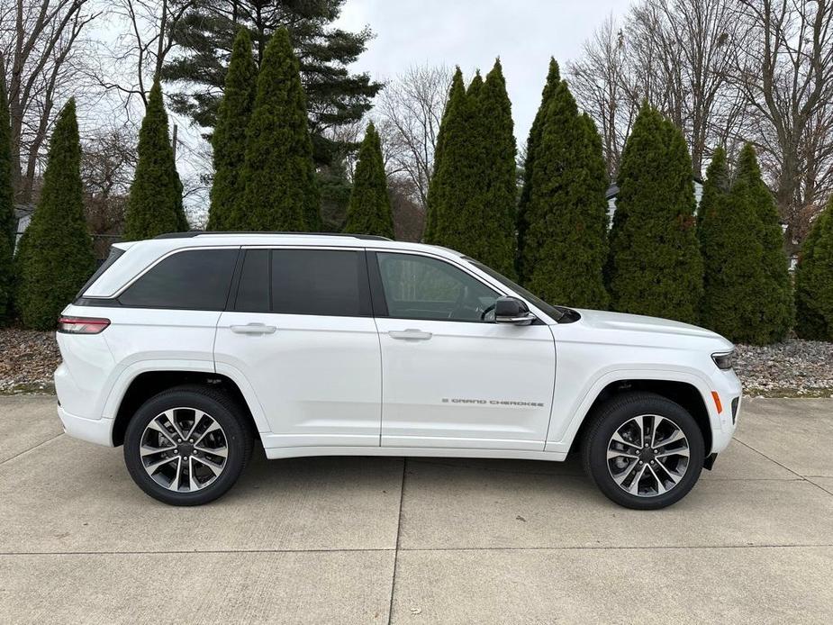 new 2024 Jeep Grand Cherokee car, priced at $57,376