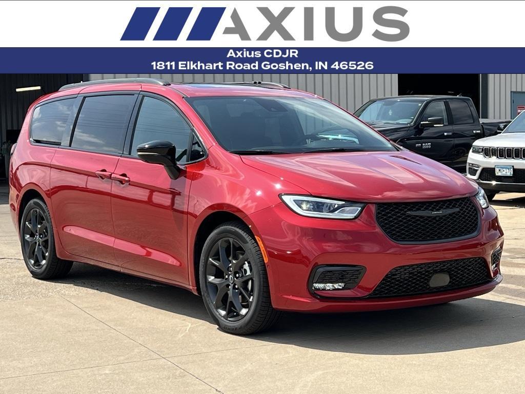 new 2025 Chrysler Pacifica car