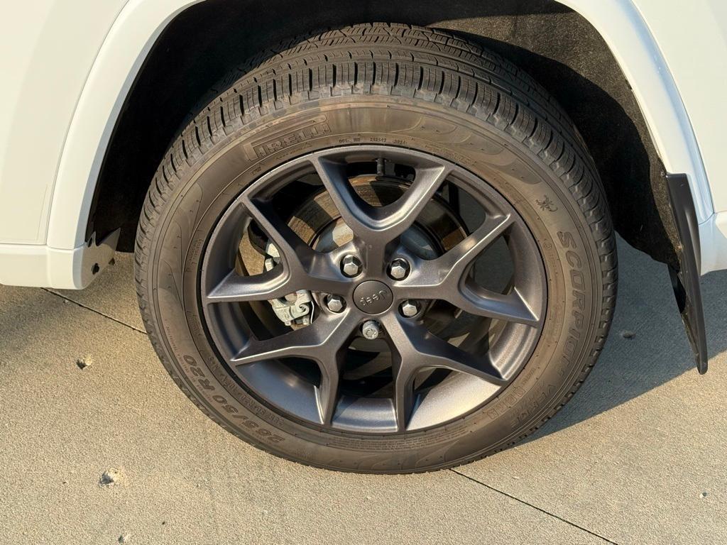 used 2021 Jeep Grand Cherokee car, priced at $29,899