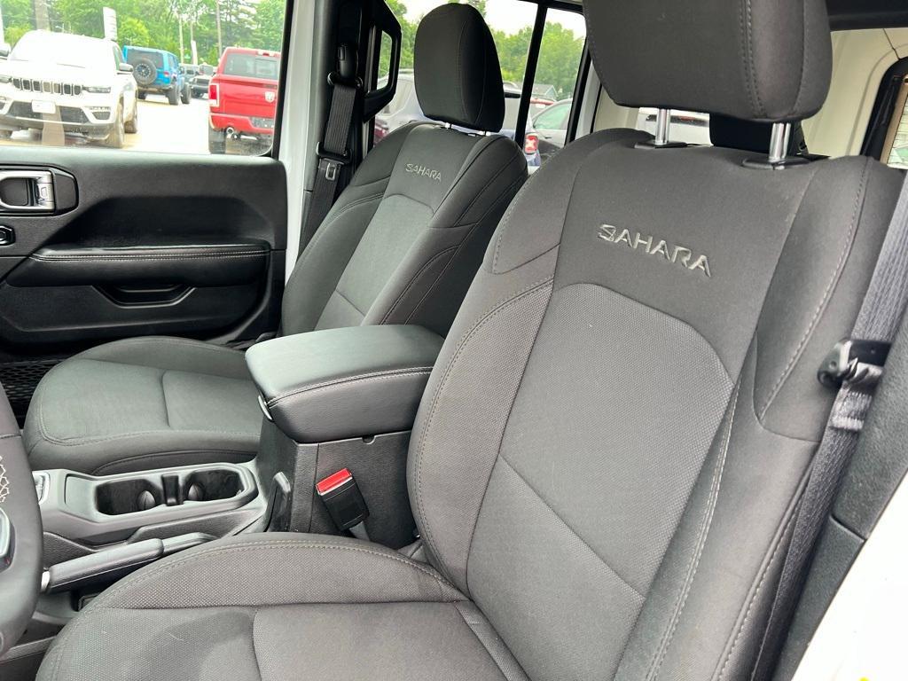 used 2023 Jeep Wrangler car, priced at $32,114