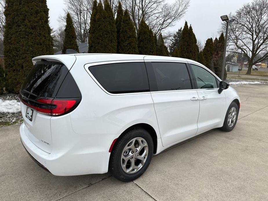 new 2024 Chrysler Pacifica car, priced at $49,706