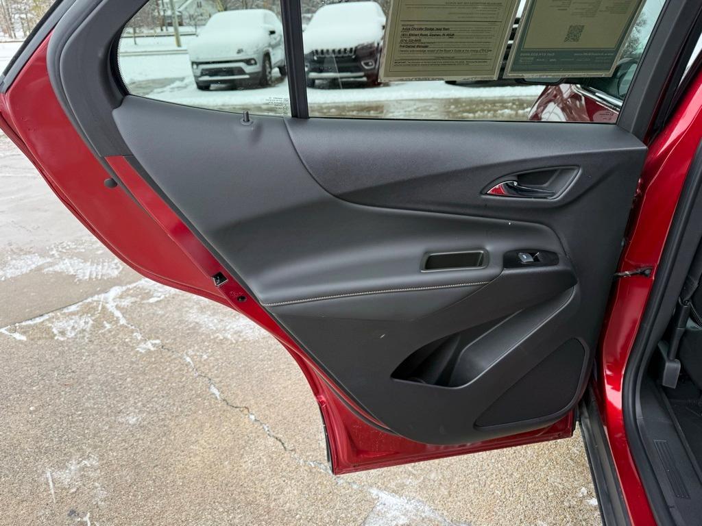 used 2024 Chevrolet Equinox car, priced at $31,981