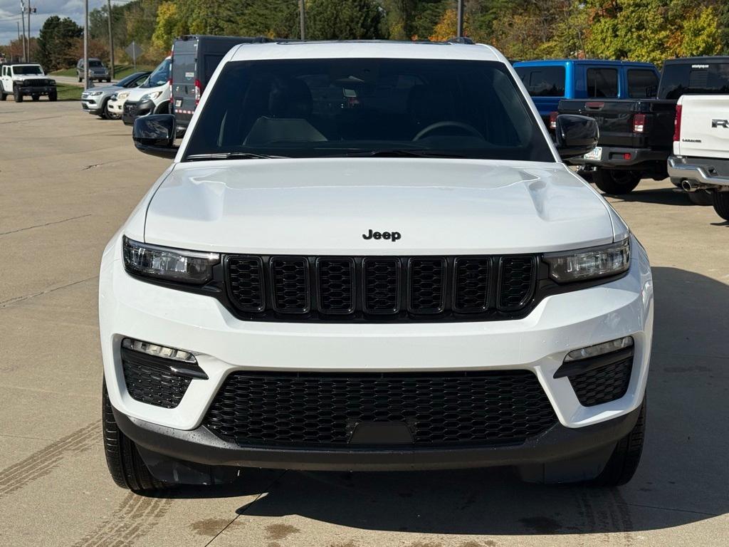 new 2025 Jeep Grand Cherokee car, priced at $50,885
