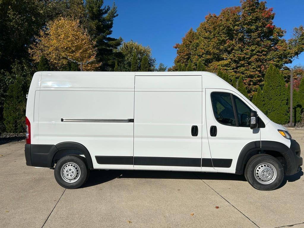 new 2025 Ram ProMaster 2500 car, priced at $46,080