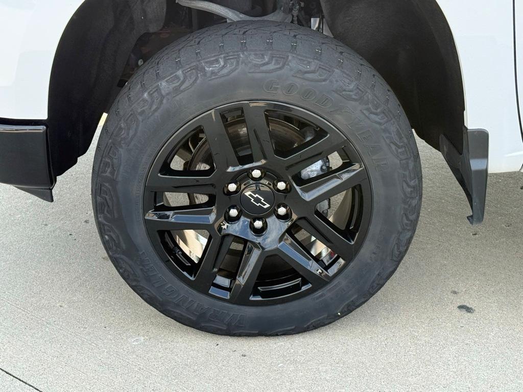 used 2022 Chevrolet Silverado 1500 car, priced at $37,825