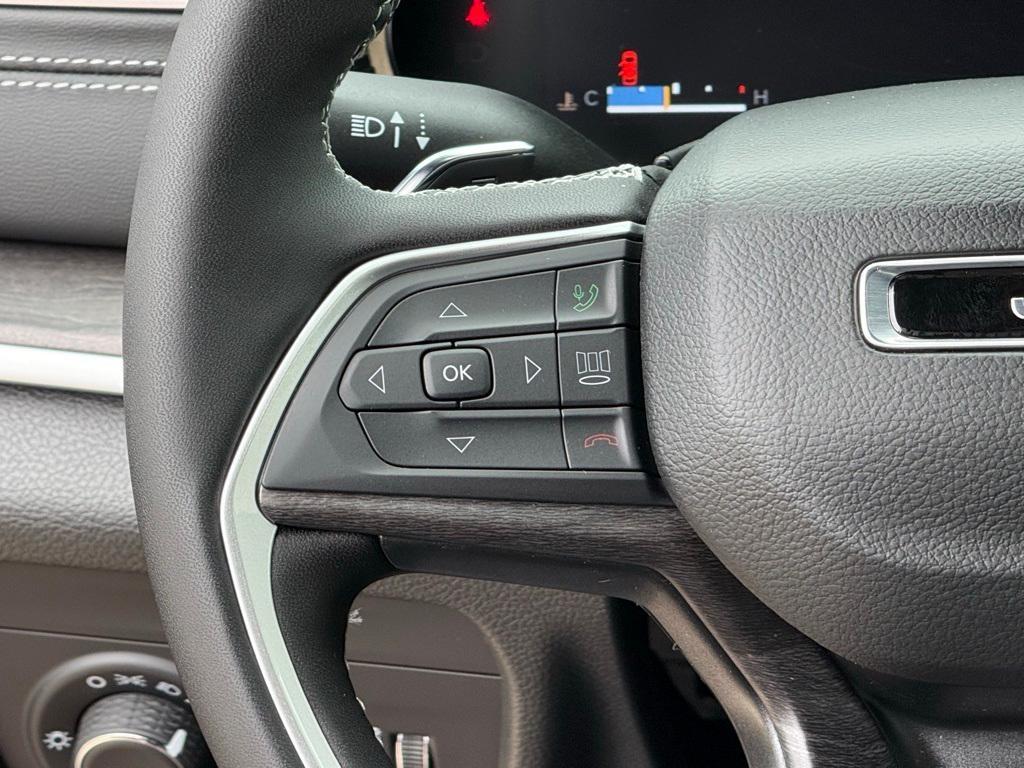 new 2025 Jeep Grand Cherokee car, priced at $44,451