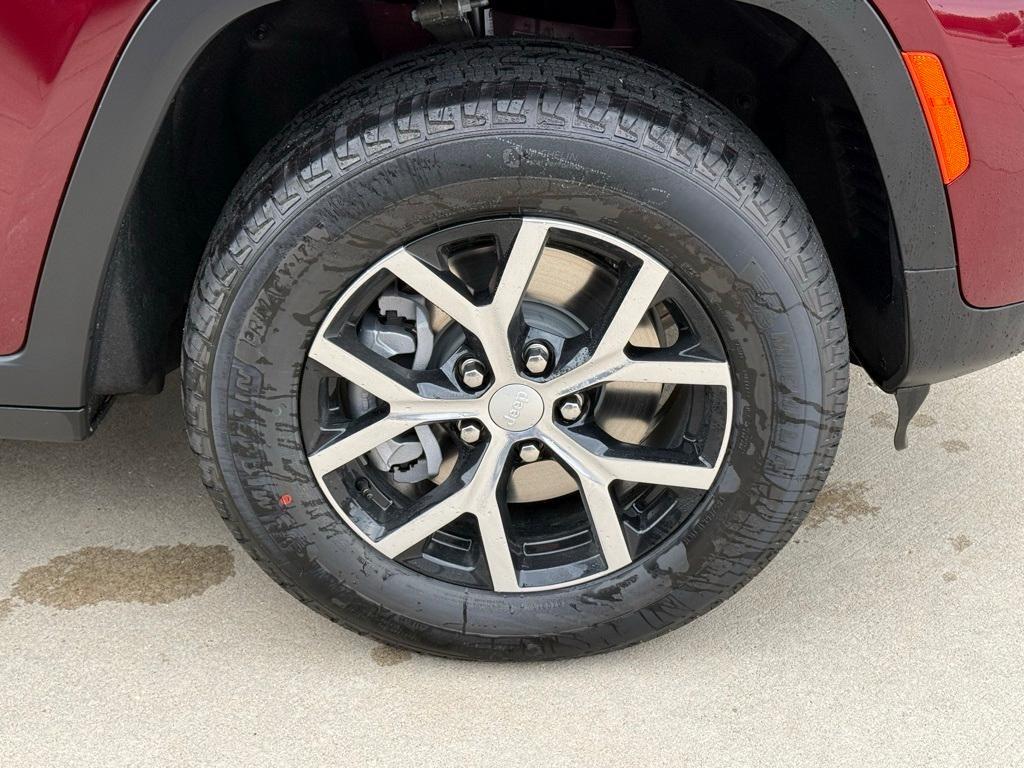 new 2025 Jeep Grand Cherokee car, priced at $44,451