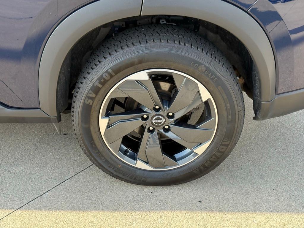 used 2024 Nissan Rogue car, priced at $22,879