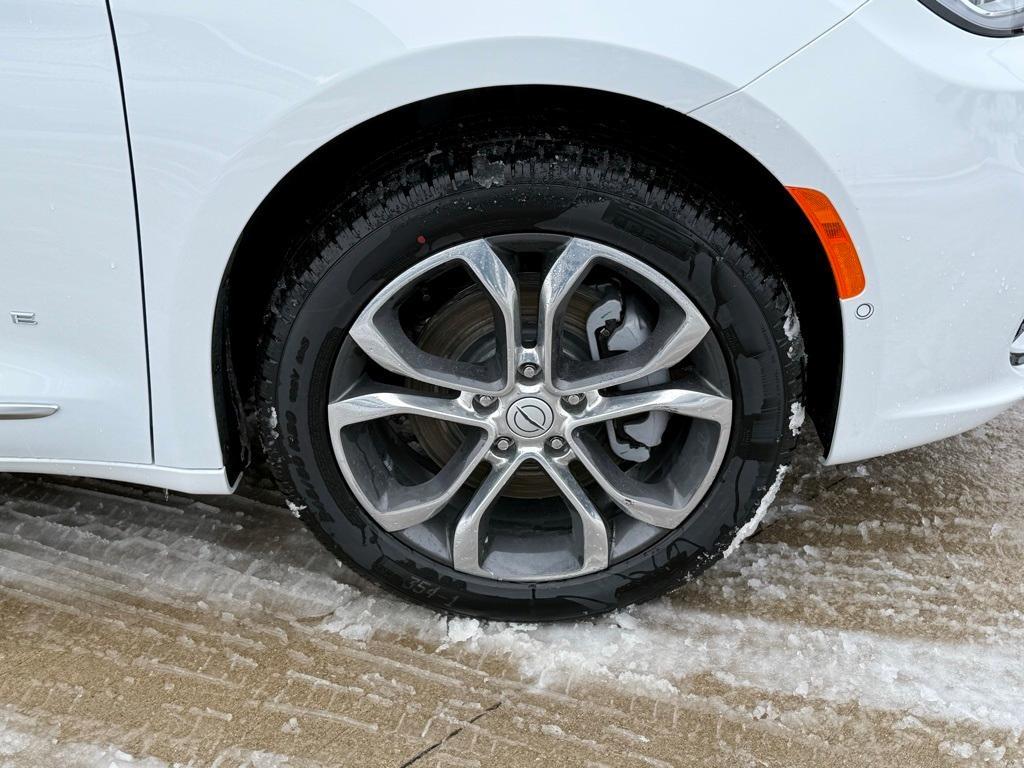 new 2026 Chrysler Pacifica car, priced at $56,787