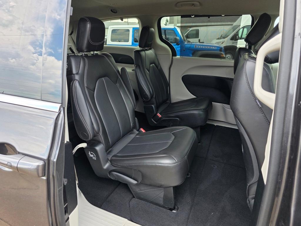 used 2023 Chrysler Pacifica car, priced at $23,756