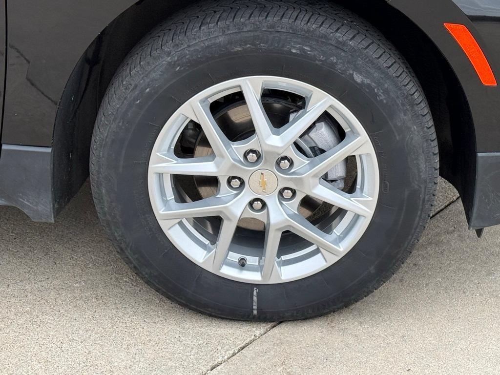 used 2024 Chevrolet Equinox car, priced at $23,981