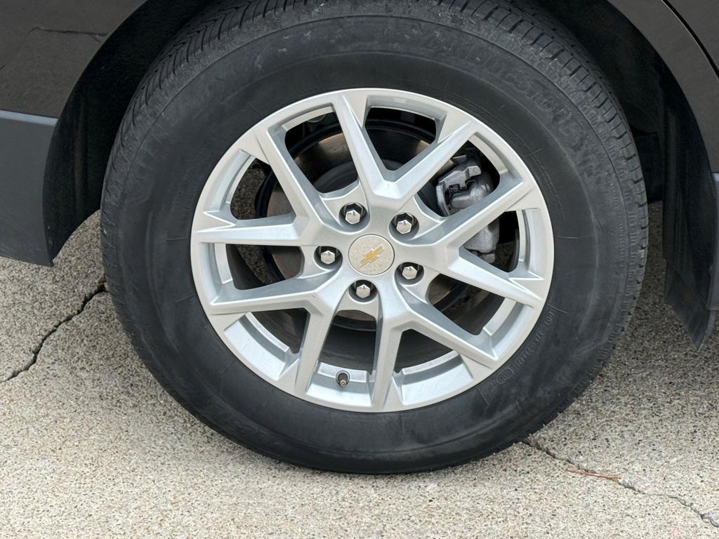 used 2024 Chevrolet Equinox car, priced at $23,981