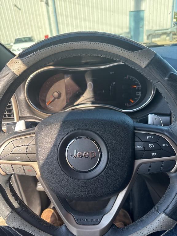 used 2014 Jeep Grand Cherokee car, priced at $8,500