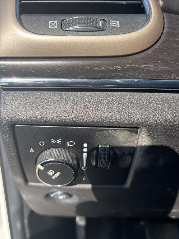 used 2014 Jeep Grand Cherokee car, priced at $8,500