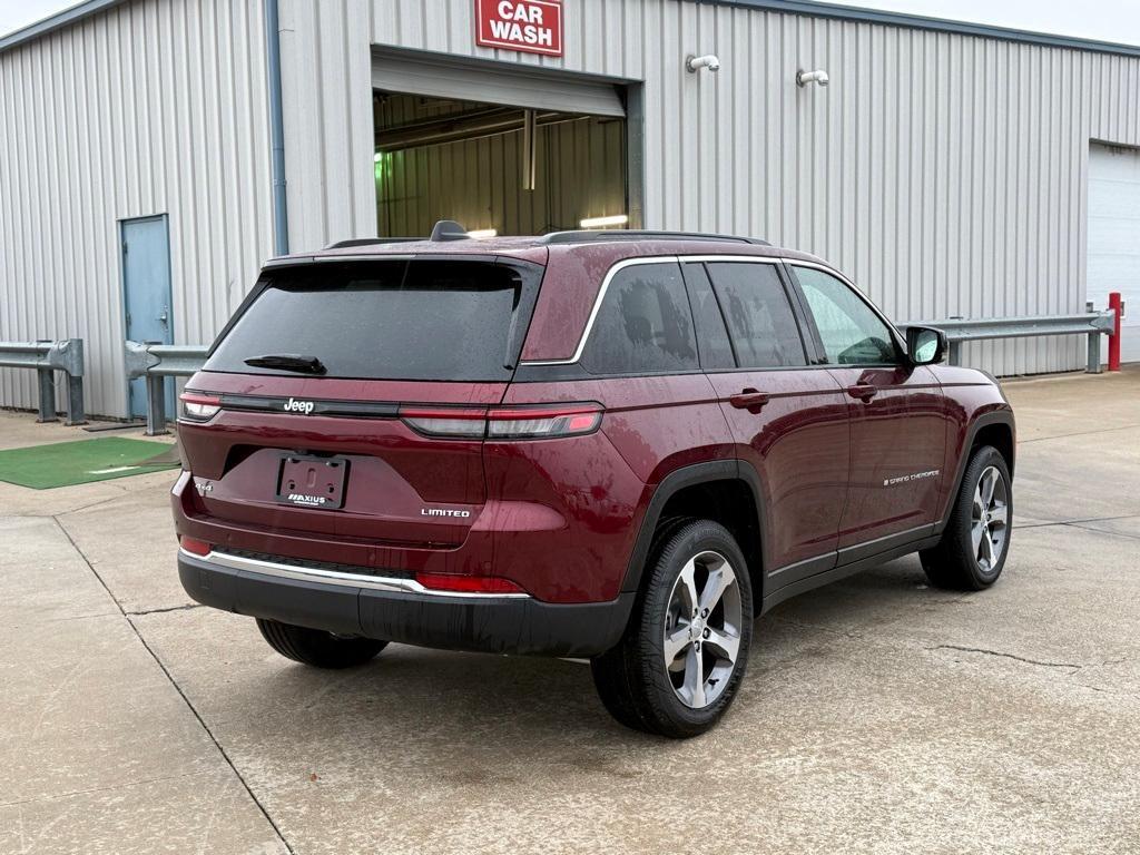 new 2025 Jeep Grand Cherokee car, priced at $46,757